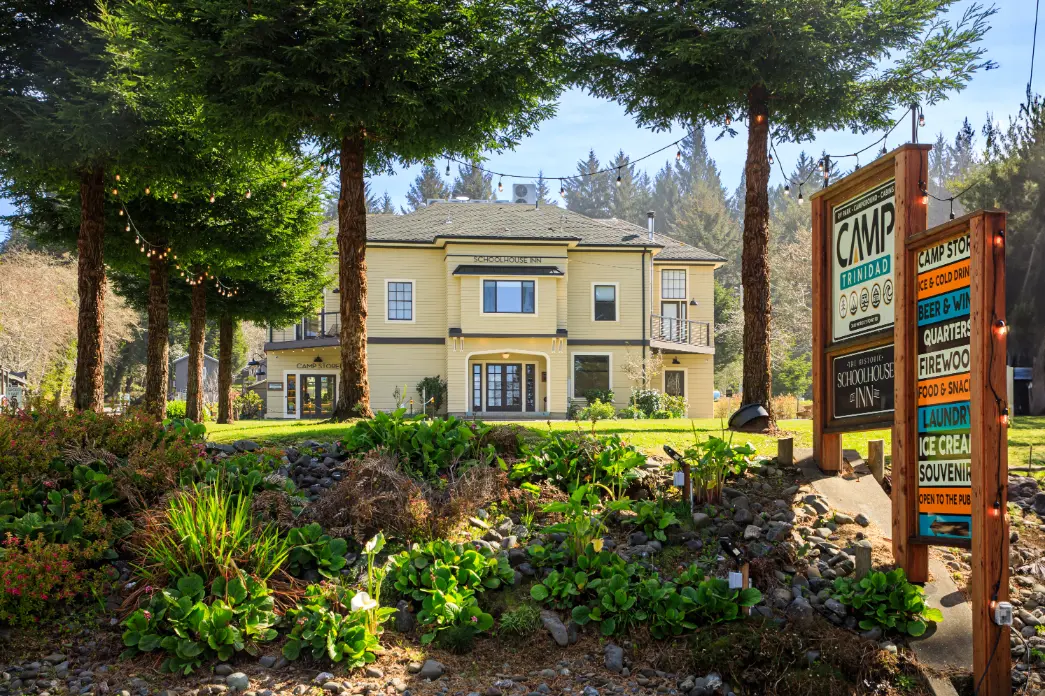 the historic schoolhouse inn
